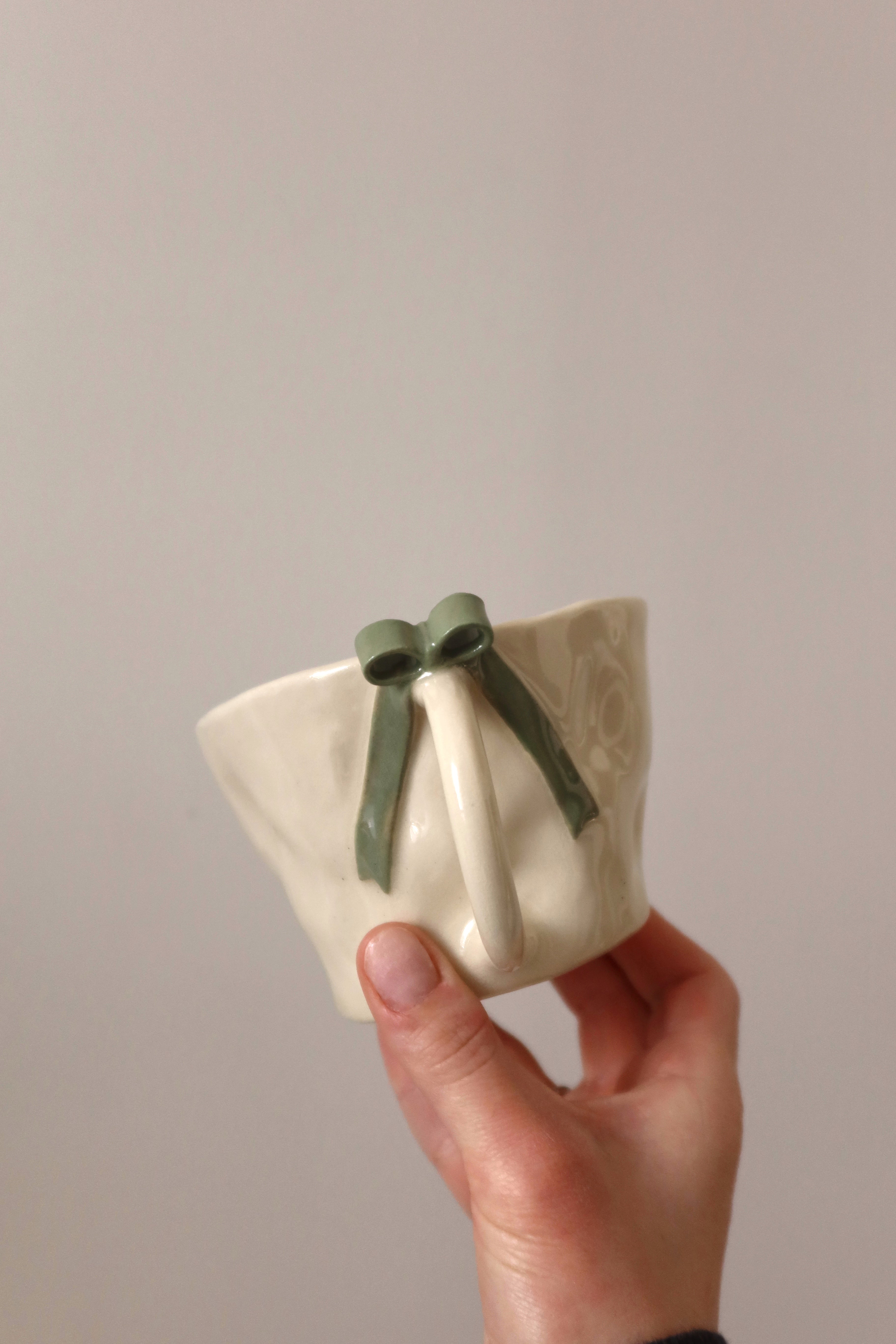 Bow Mug